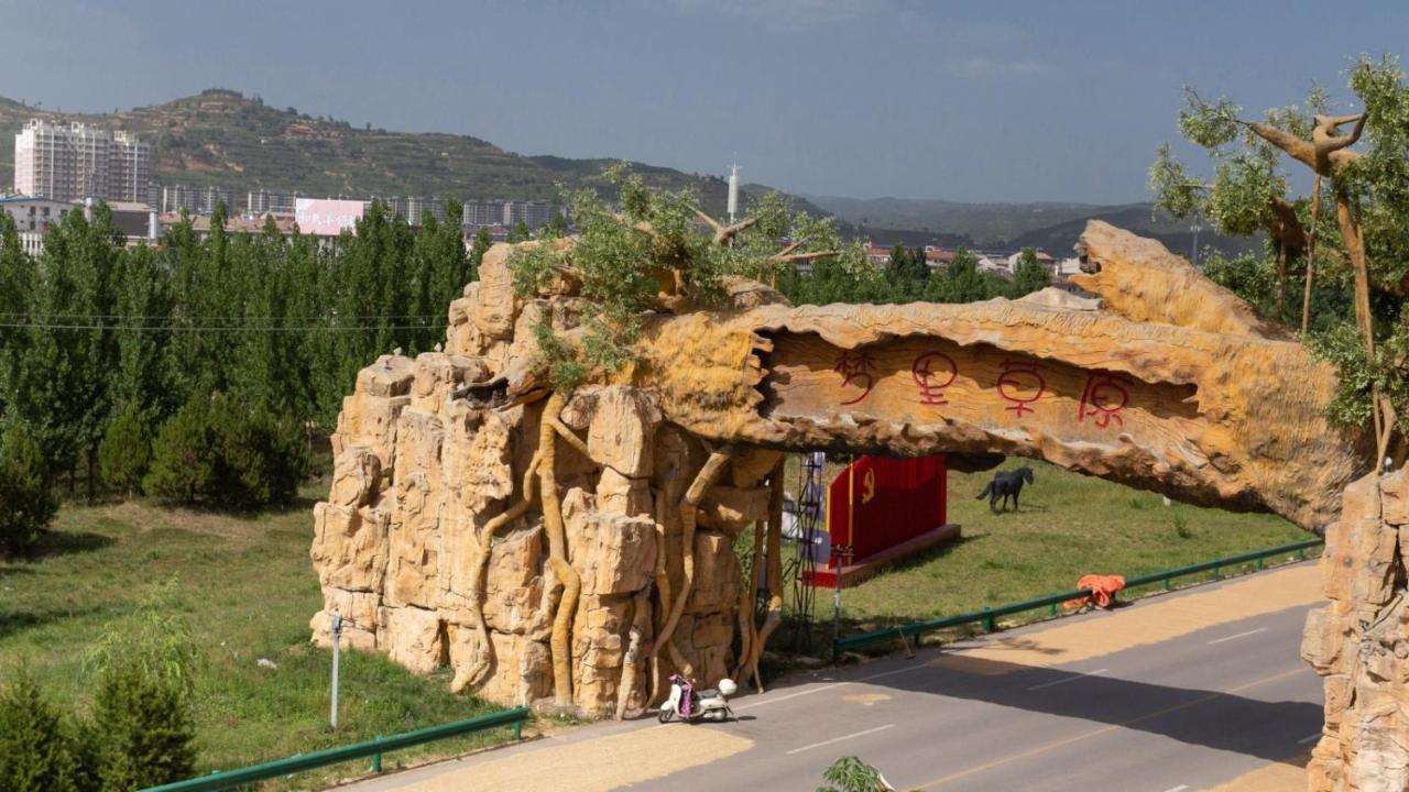 Suoxing Hotel Longxian Passenger Bus Station Exterior photo